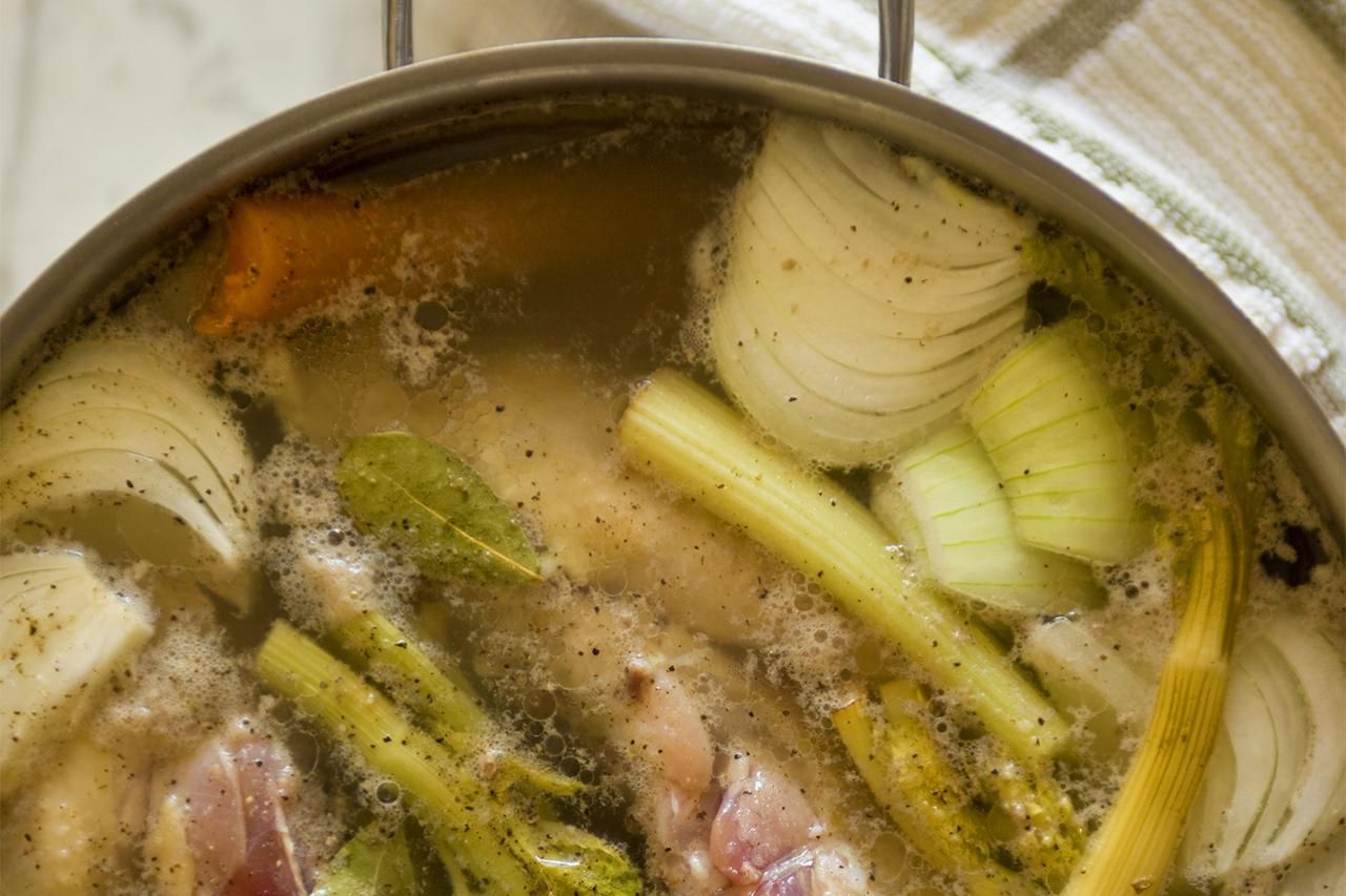 Easy Homemade Chicken Stock Recipe With Tips